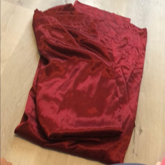 Curtain panels - Picture 1 of 1